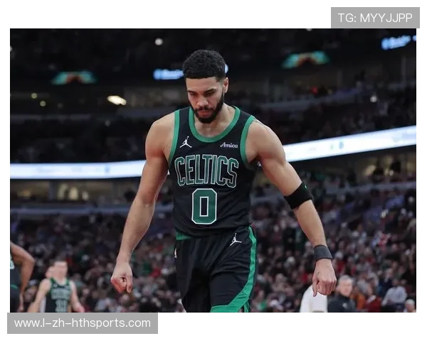 塔图姆终场前连中,凯尔特人惊险取胜 塔图姆终场前连中,凯尔特人惊险取胜